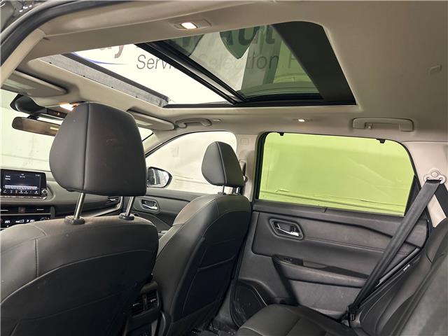 2024 Nissan Rogue SV Moonroof (Stk: 43833J) in Belleville - Image 8 of 31