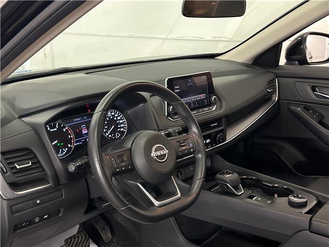 2024 Nissan Rogue SV Moonroof (Stk: 43833J) in Belleville - Image 14 of 31