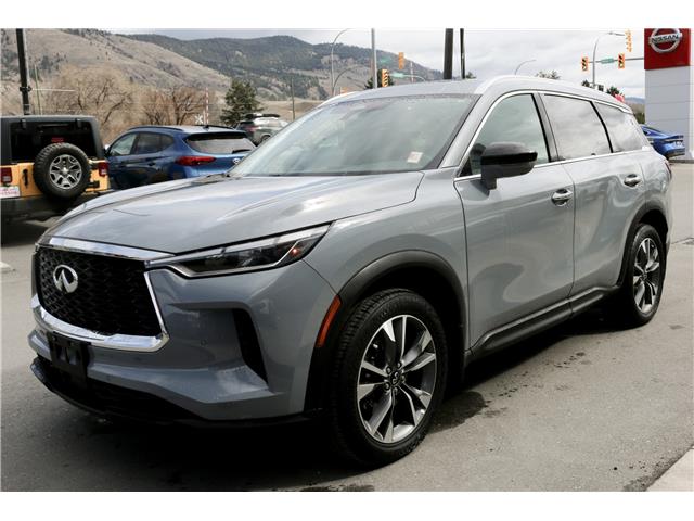 2025 Infiniti QX60 Luxe (Stk: UT2248) in Kamloops - Image 1 of 21