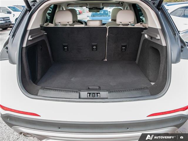 2023 Lincoln Corsair Standard (Stk: P6636) in London - Image 10 of 27