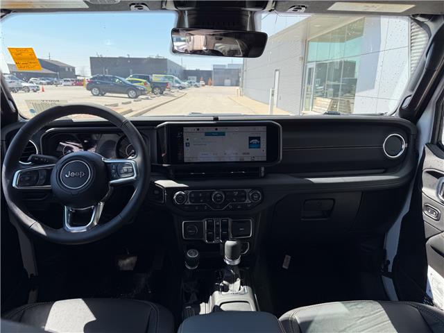 2026 Jeep Wrangler Sahara (Stk: 26162) in London - Image 13 of 24