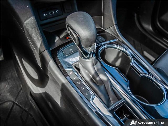 2023 Chevrolet Equinox Premier (Stk: 25210B) in London - Image 18 of 27