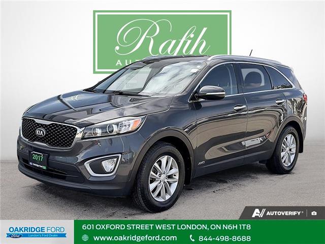 2017 Kia Sorento 2.4L LX (Stk: C55055A) in London - Image 1 of 29