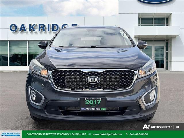 2017 Kia Sorento 2.4L LX (Stk: C55055A) in London - Image 2 of 29