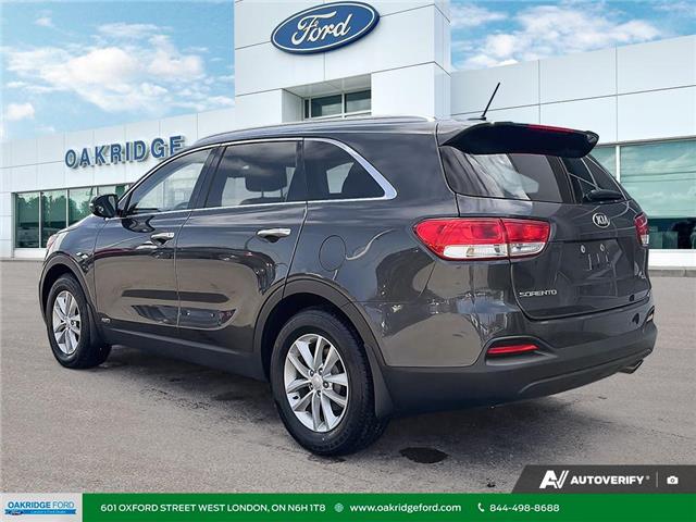 2017 Kia Sorento 2.4L LX (Stk: C55055A) in London - Image 4 of 29