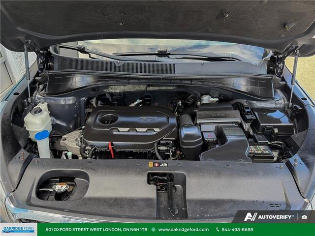 2017 Kia Sorento 2.4L LX (Stk: C55055A) in London - Image 12 of 29