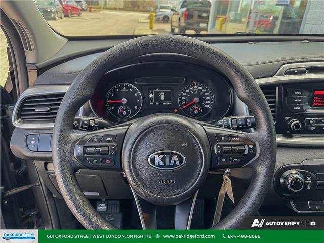 2017 Kia Sorento 2.4L LX (Stk: C55055A) in London - Image 17 of 29