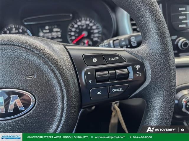 2017 Kia Sorento 2.4L LX (Stk: C55055A) in London - Image 20 of 29
