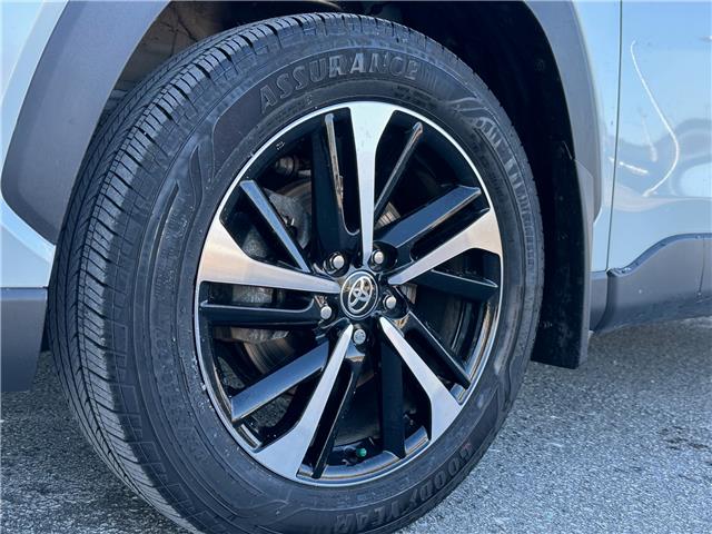 2024 Toyota Corolla Cross Hybrid XSE (Stk: W7049A) in Cobourg - Image 2 of 29