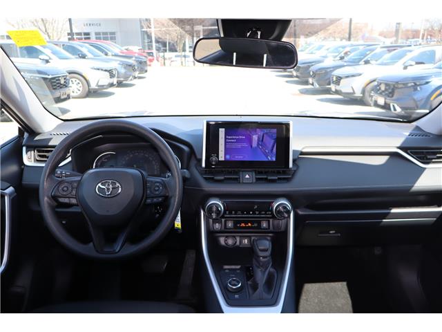 2025 Toyota RAV4 Hybrid LE (Stk: 22U3968) in Mississauga - Image 12 of 25