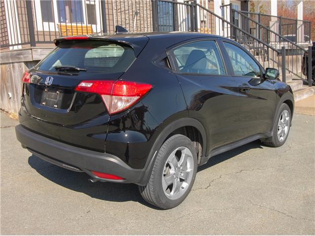 2018 Honda HR-V LX (Stk: 102269) in Lower Sackville - Image 4 of 19