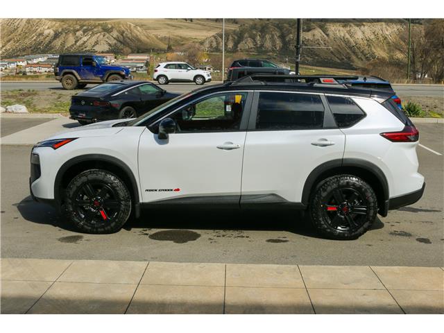 2026 Nissan Rogue Rock Creek (Stk: T26228) in Kamloops - Image 2 of 20