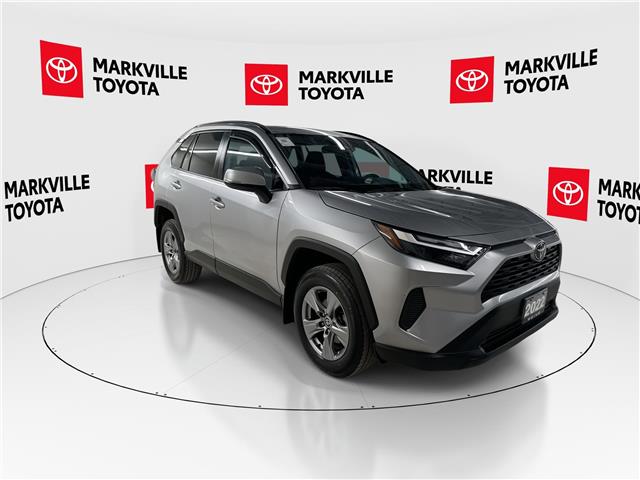2022 Toyota RAV4 XLE (Stk: 11105847A) in Markham - Image 2 of 34
