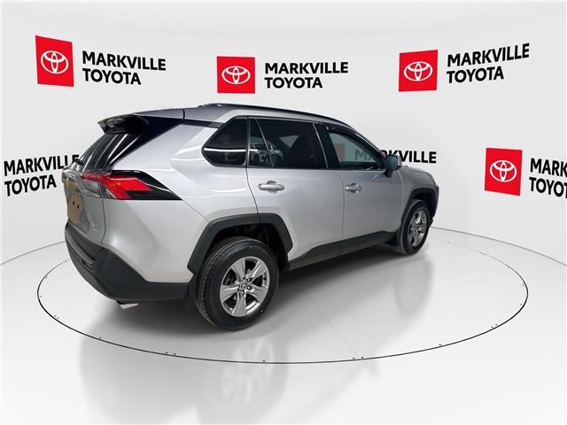 2022 Toyota RAV4 XLE (Stk: 11105847A) in Markham - Image 11 of 34