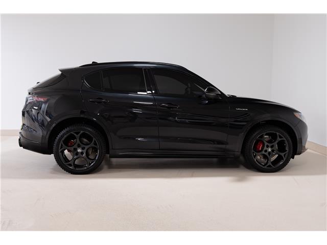 2025 Alfa Romeo Stelvio Base (Stk: ARUC971) in Calgary - Image 4 of 29