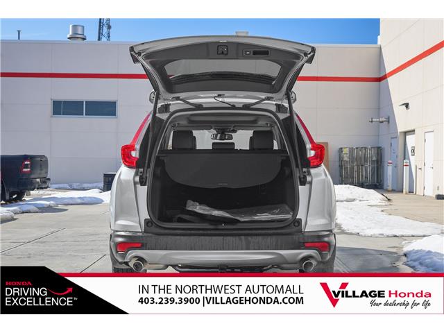 2017 Honda CR-V Touring (Stk: B9080) in Calgary - Image 9 of 31