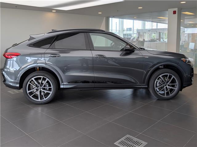 2026 Audi Q5 2.0T Progressiv (Stk: 184985) in Oakville - Image 2 of 11
