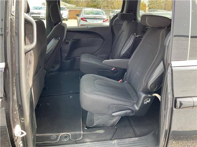 2022 Chrysler Pacifica Touring (Stk: 260354) in Ottawa - Image 10 of 20