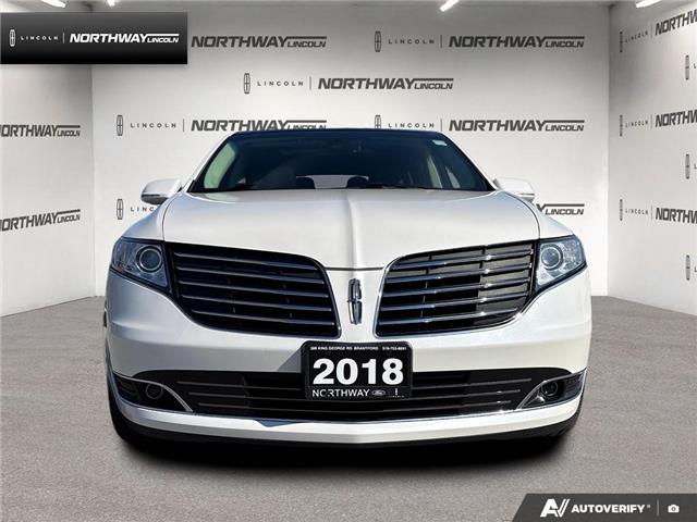 2018 Lincoln MKT Elite (Stk: 6LV3029A) in Brantford - Image 2 of 24