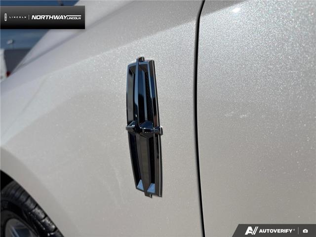 2018 Lincoln MKT Elite (Stk: 6LV3029A) in Brantford - Image 8 of 24