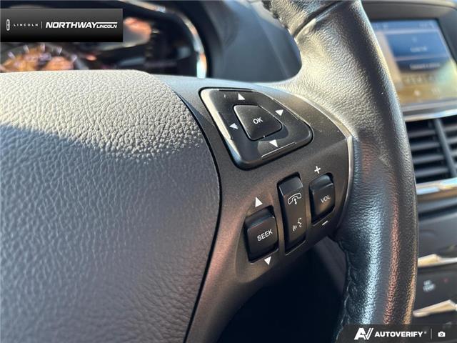 2018 Lincoln MKT Elite (Stk: 6LV3029A) in Brantford - Image 15 of 24