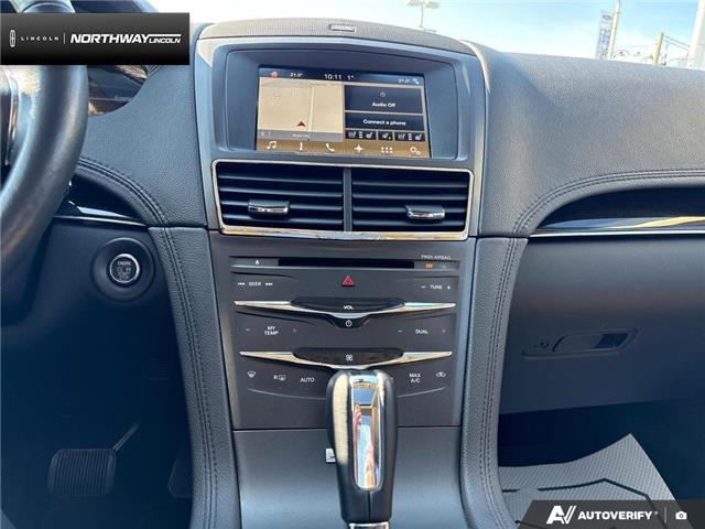 2018 Lincoln MKT Elite (Stk: 6LV3029A) in Brantford - Image 18 of 24