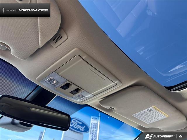 2018 Lincoln MKT Elite (Stk: 6LV3029A) in Brantford - Image 20 of 24