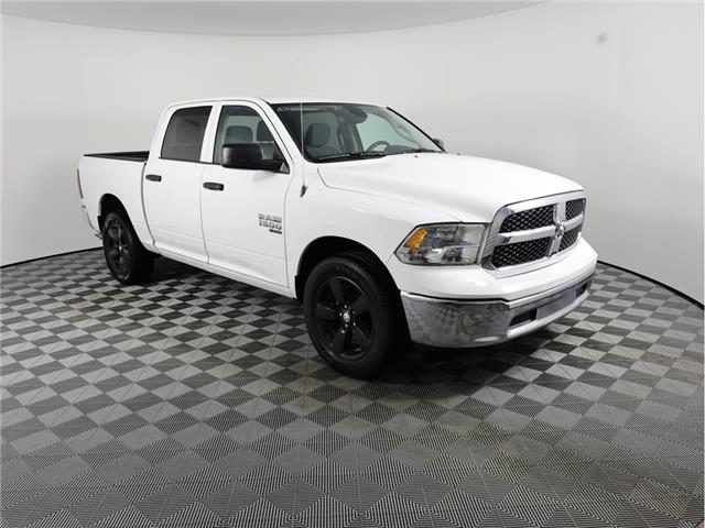 2023 RAM 1500 Classic SLT (Stk: B20917) in Calgary - Image 3 of 19