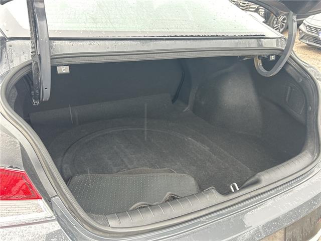 2024 Hyundai Elantra Preferred w/Tech Package (Stk: 26U1285) in Aurora - Image 13 of 21
