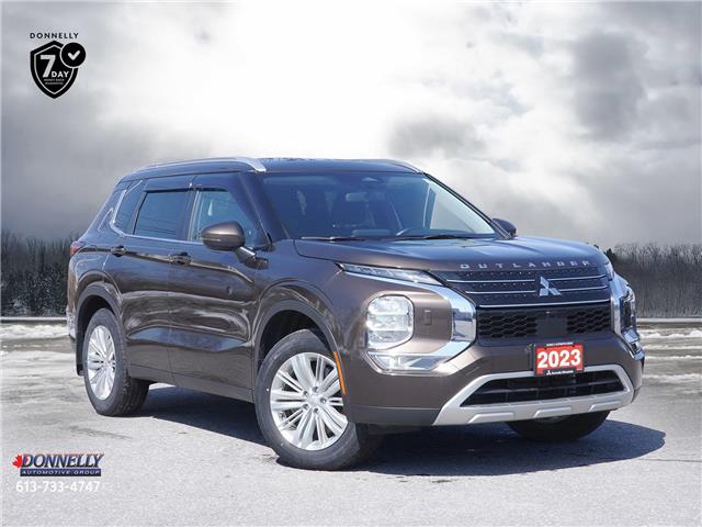 2023 Mitsubishi Outlander SE (Stk: MA47A) in Kanata - Image 1 of 24