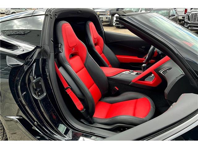 2019 Chevrolet Corvette Grand Sport (Stk: 05677U) in Calgary - Image 7 of 31