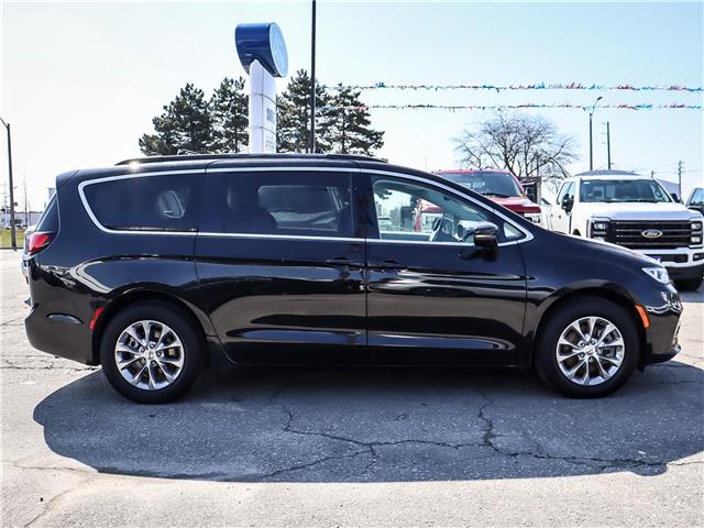 2022 Chrysler Pacifica Touring L (Stk: P23943) in Toronto - Image 4 of 27