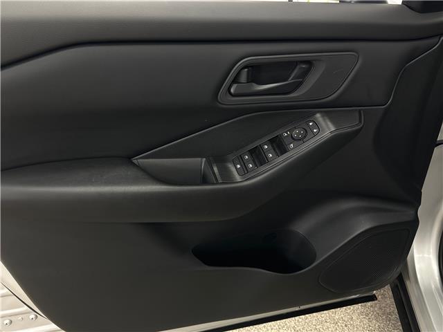 2025 Nissan Rogue S (Stk: 43832J) in Belleville - Image 13 of 30