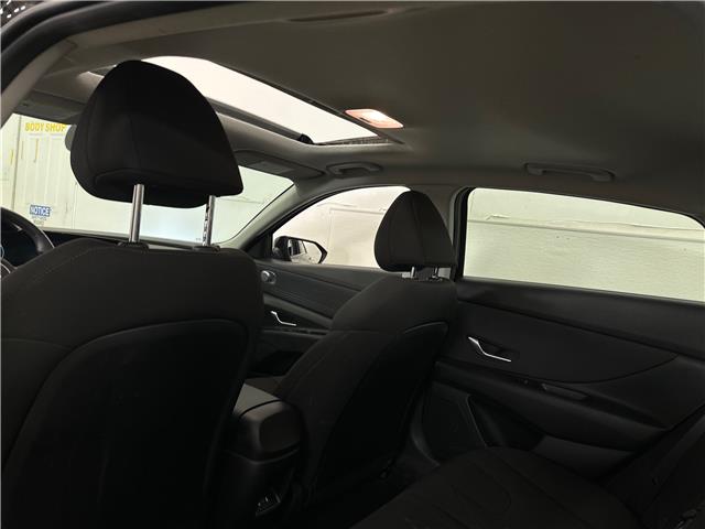 2025 Hyundai Elantra Preferred w/Tech Package (Stk: 43780J) in Belleville - Image 8 of 31