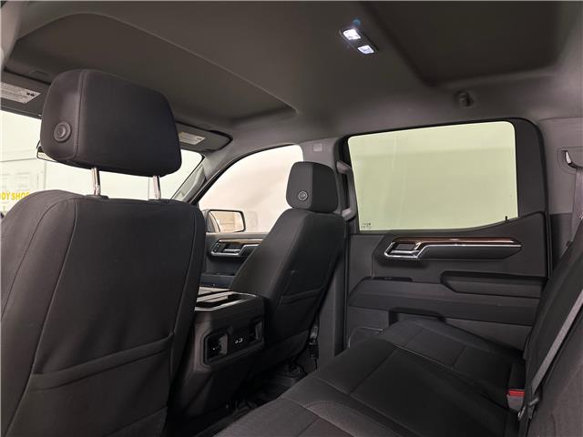 2024 Chevrolet Silverado 1500 LT Trail Boss (Stk: 43701J) in Belleville - Image 8 of 32