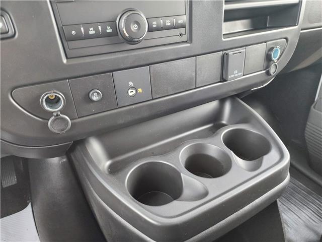 2026 Chevrolet Express 2500 Work Van (Stk: 31386) in The Pas - Image 16 of 17