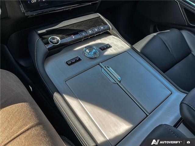 2026 Lincoln Navigator L Premier (Stk: 260189) in Hamilton - Image 13 of 19