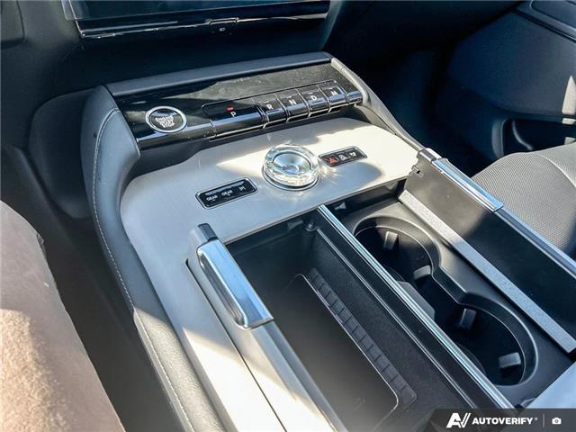 2026 Lincoln Navigator Premiere (Stk: 260211) in Hamilton - Image 13 of 19