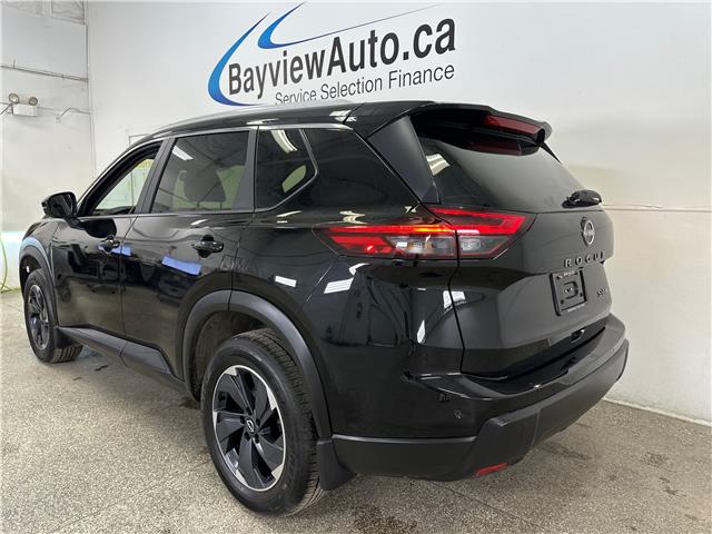 2024 Nissan Rogue SV Moonroof (Stk: 43716J) in Belleville - Image 5 of 27