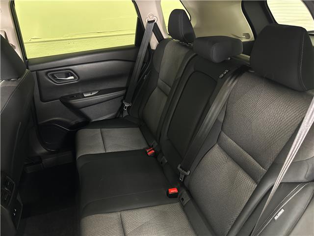 2024 Nissan Rogue SV Moonroof (Stk: 43716J) in Belleville - Image 6 of 27