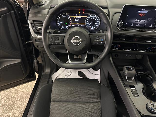 2024 Nissan Rogue SV Moonroof (Stk: 43716J) in Belleville - Image 10 of 27