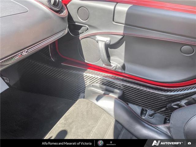 2017 Alfa Romeo 4C Spider Base (Stk: 912400) in Victoria - Image 23 of 25