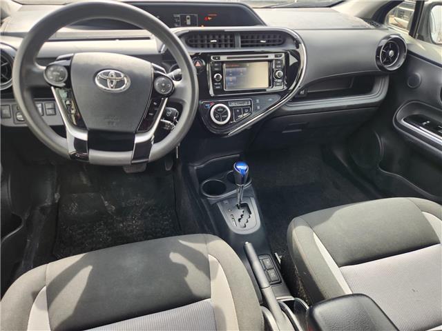 2018 Toyota Prius C Base in Ottawa - Image 2 of 7