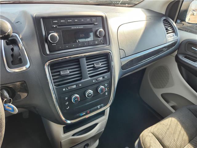 2020 Dodge Grand Caravan SE in Ottawa - Image 3 of 7