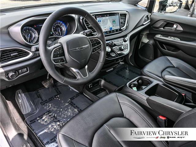 2026 Chrysler Grand Caravan SXT (Stk: TR2488D) in Burlington - Image 14 of 34