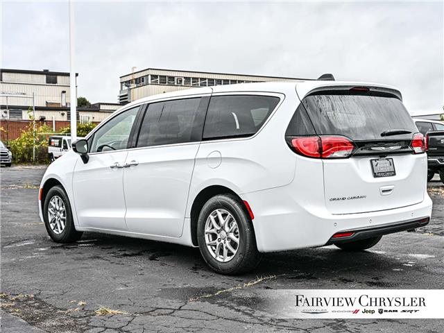 2026 Chrysler Grand Caravan SXT (Stk: TR2488D) in Burlington - Image 4 of 34