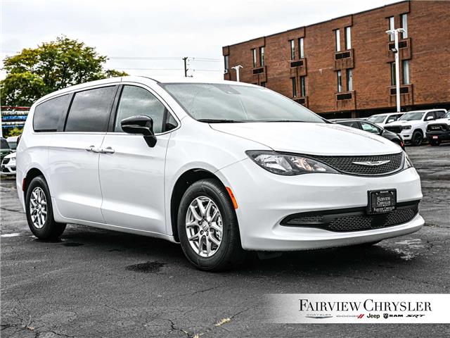 2026 Chrysler Grand Caravan SXT (Stk: TR2488D) in Burlington - Image 13 of 34