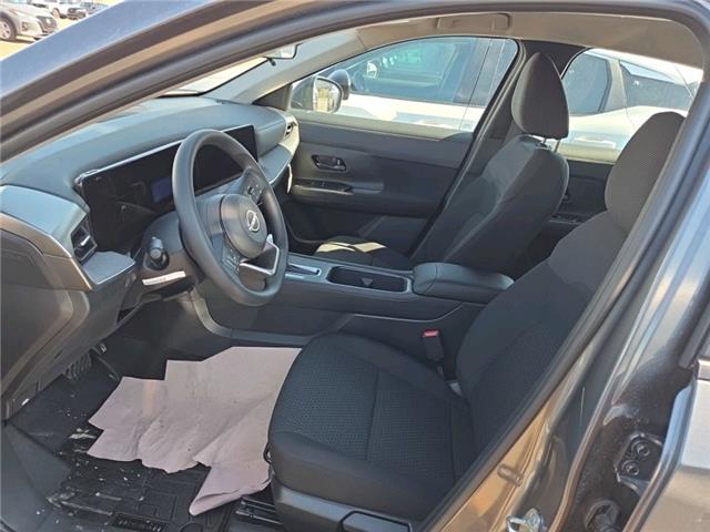 2026 Nissan Kicks S (Stk: 26016) in Cambridge - Image 5 of 6