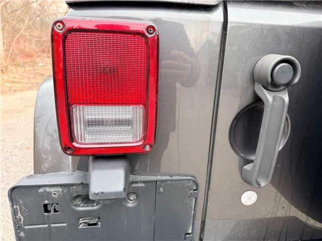 2018 Jeep Wrangler JK Unlimited Sahara (Stk: 16158A) in Newmarket - Image 21 of 22