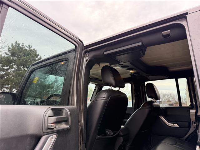 2018 Jeep Wrangler JK Unlimited Sahara (Stk: 16158A) in Newmarket - Image 9 of 22